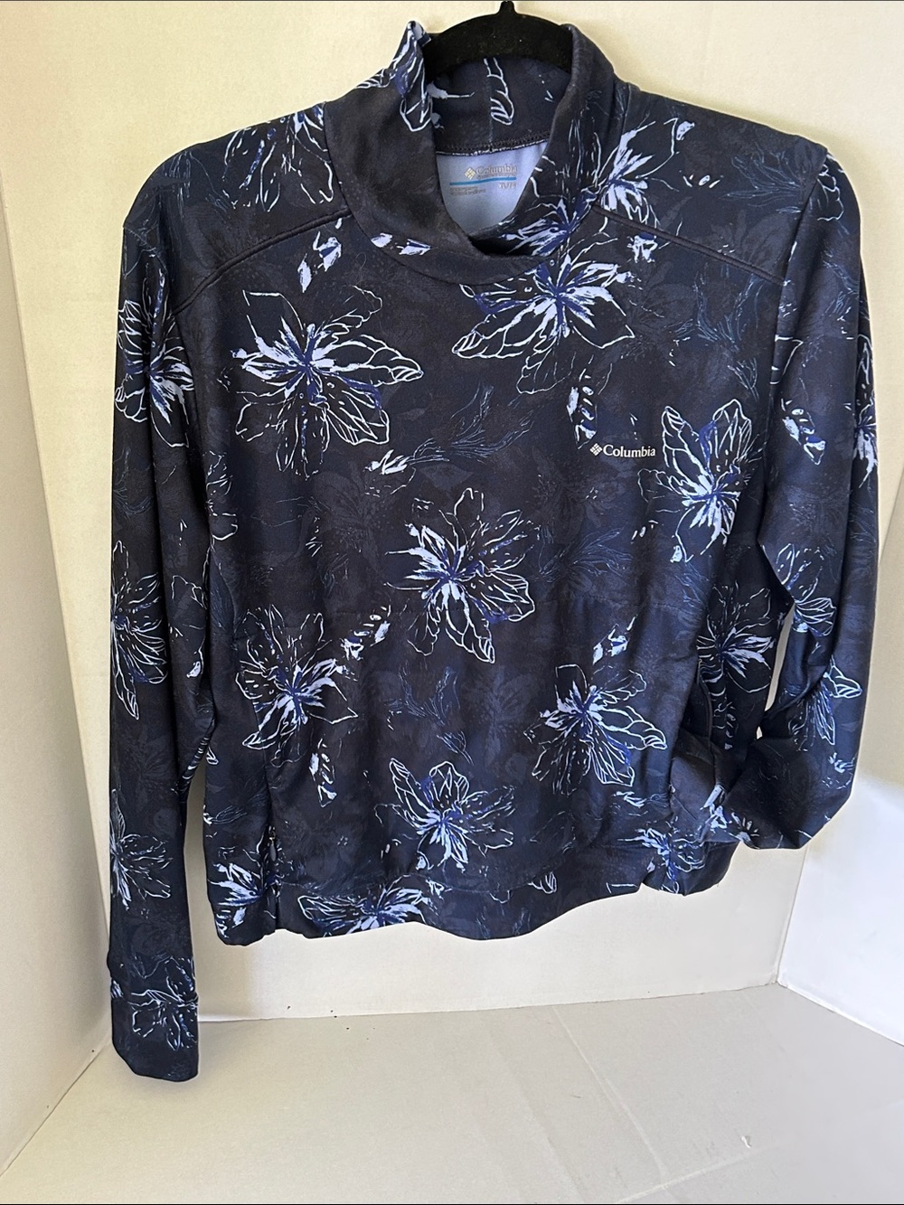 COLUMBIA OMNI-SHADE BALLONA PULLOVER SZ XL